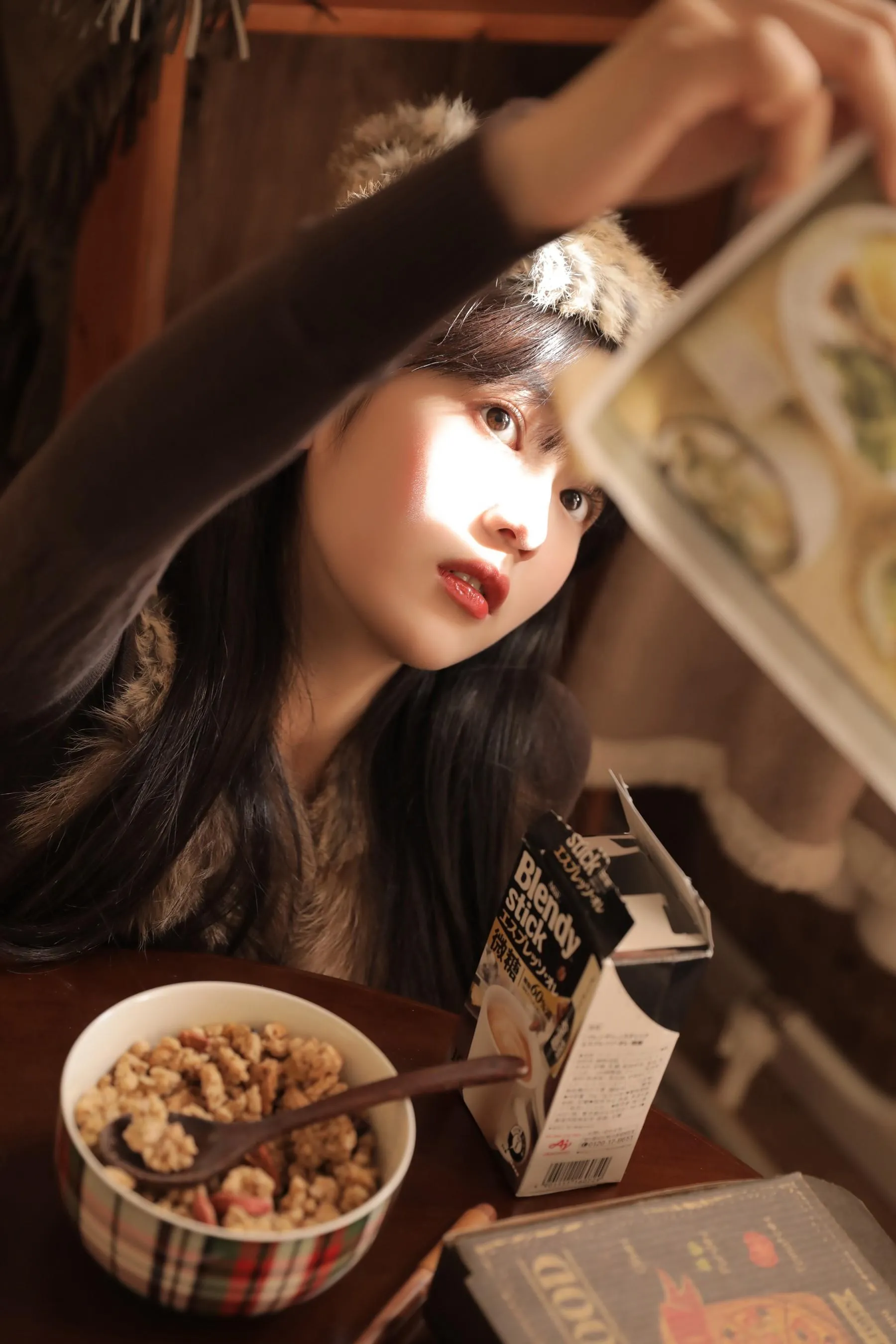 [艺图语] 2022.06.28 浪漫里扯谎 周子歆 [28P]插图6